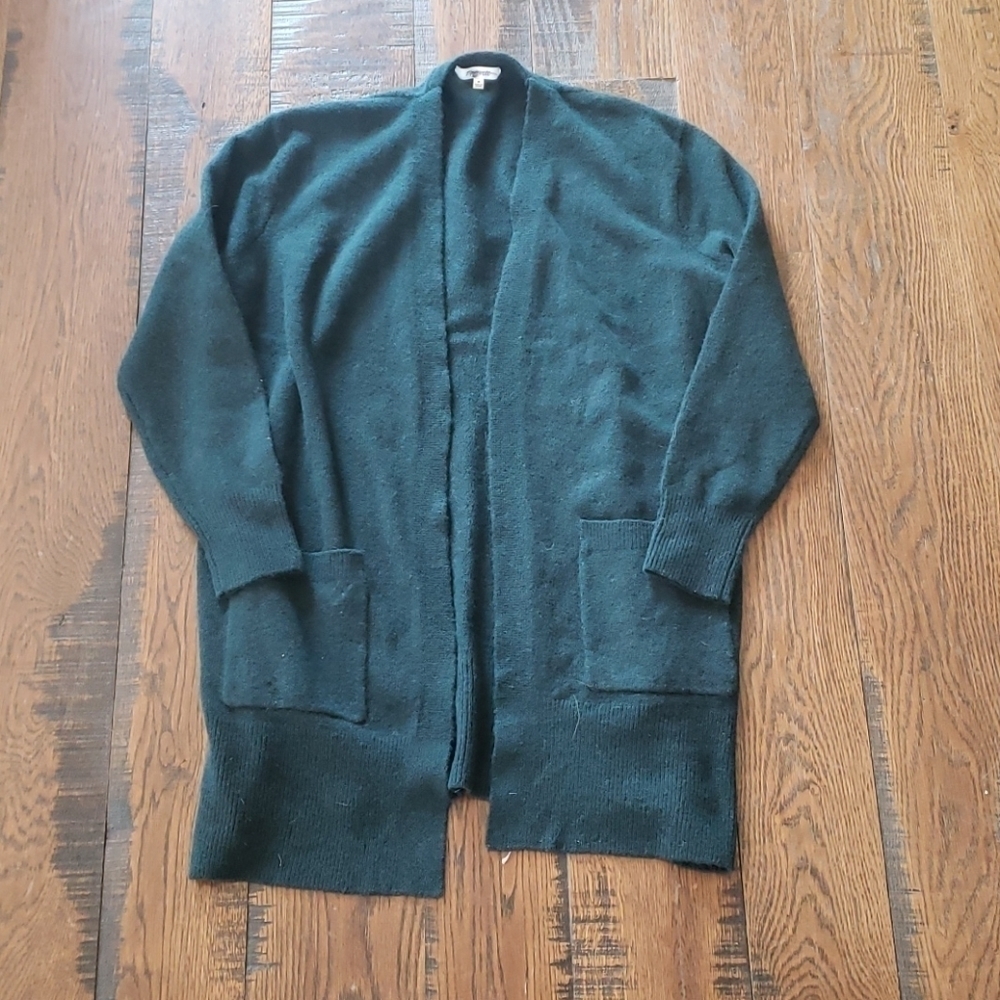 Madewell Kent Cardigan Sweater Coziest Yarn
G9611
